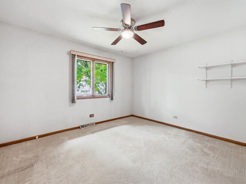 800 Ravinia Drive Shorewood IL 60404