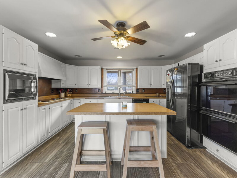 10501 Cindy Jo Avenue Huntley IL 60142
