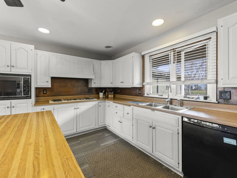 10501 Cindy Jo Avenue Huntley IL 60142
