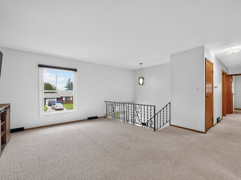 106 E Dresser Road Dekalb IL 60115