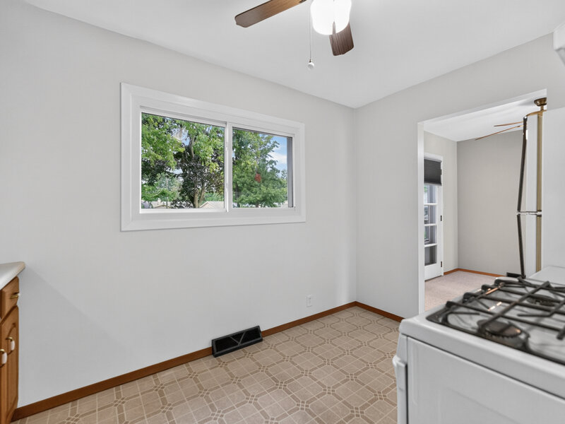 106 E Dresser Road Dekalb IL 60115