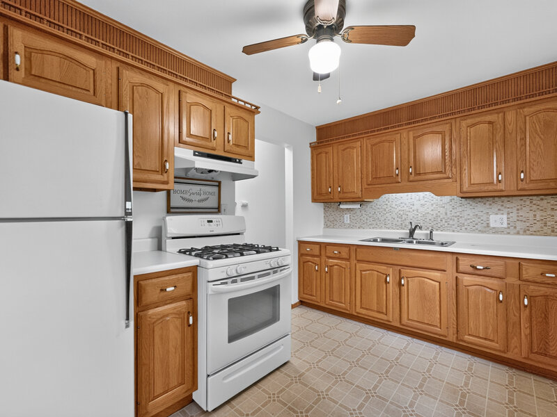 106 E Dresser Road Dekalb IL 60115