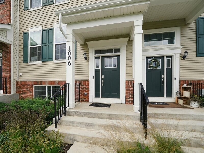 1006 Neubauer Circle Lindenhurst IL 60046