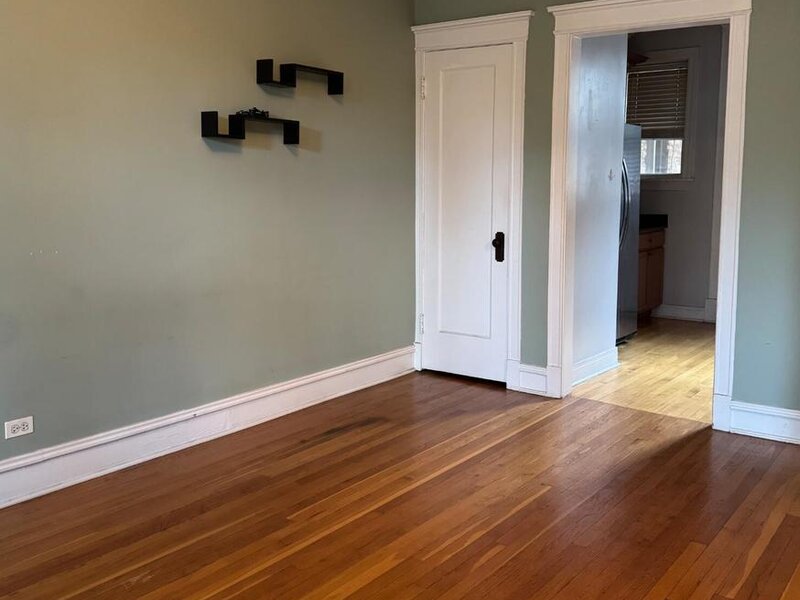 4354 N Wolcott Avenue Chicago IL 60613