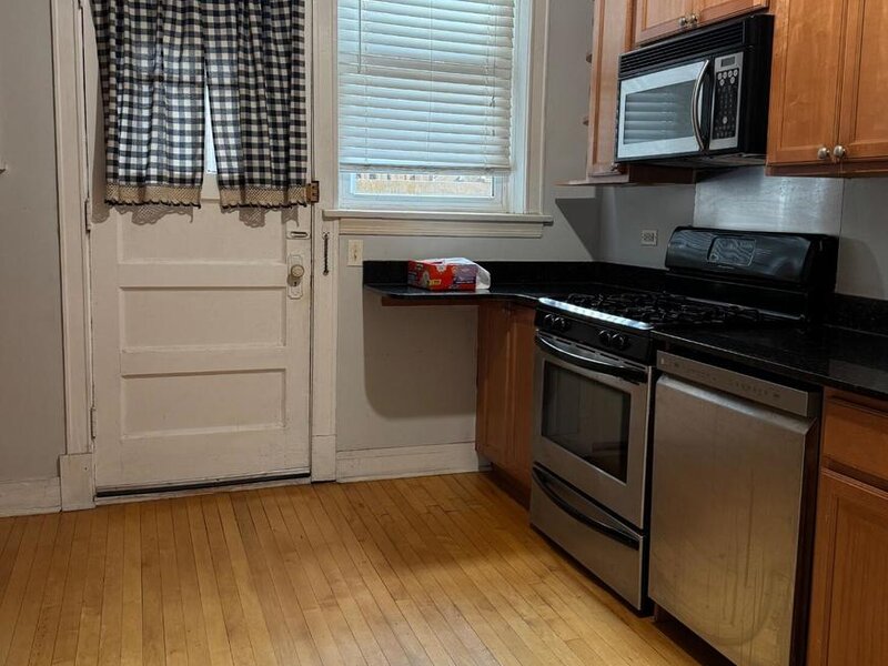 4354 N Wolcott Avenue Chicago IL 60613