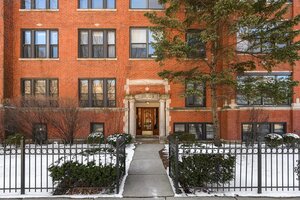 Photo of 4354 N Wolcott Avenue Chicago IL 60613 Unit 2
