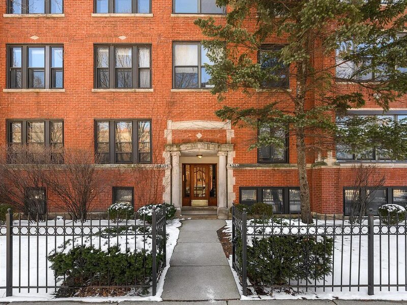 4354 N Wolcott Avenue Chicago IL 60613