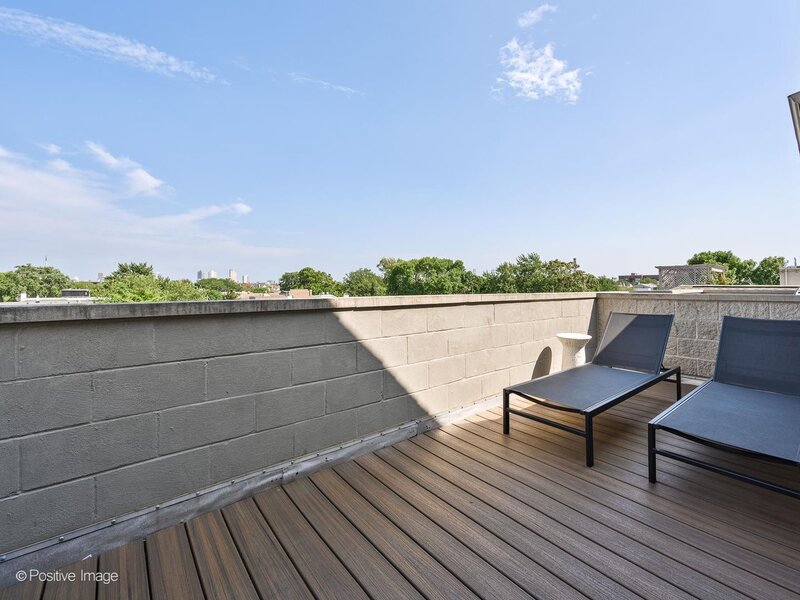 2917 N Damen Avenue Chicago IL 60618