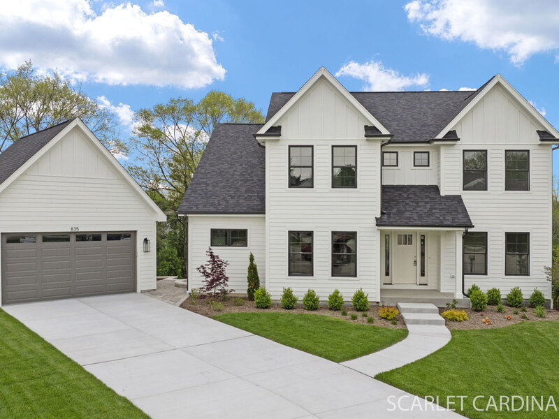 835 Avon Court Glen Ellyn IL 60137