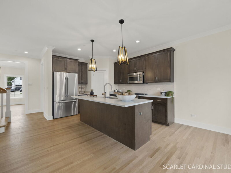 835 Avon Court Glen Ellyn IL 60137