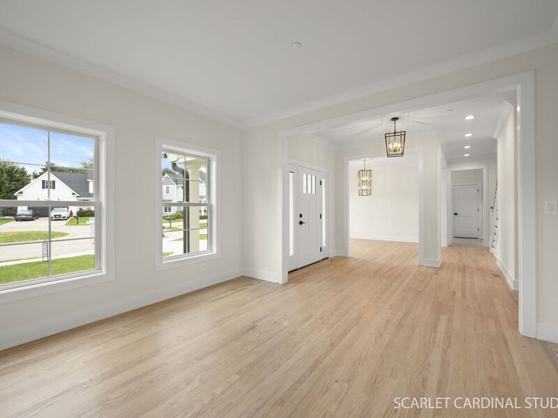 835 Avon Court Glen Ellyn IL 60137