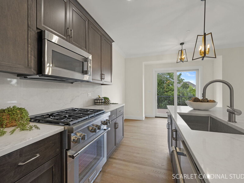 835 Avon Court Glen Ellyn IL 60137