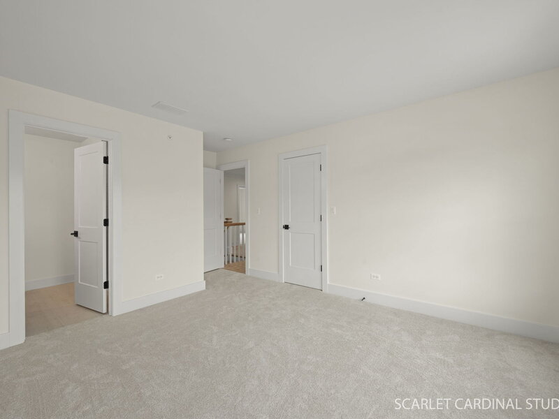 835 Avon Court Glen Ellyn IL 60137
