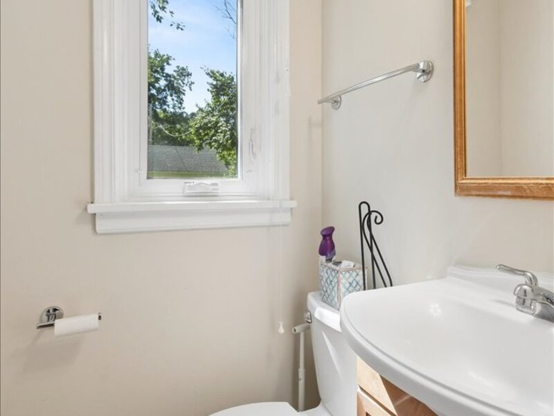 1947 Lake Avenue Wilmette IL 60091