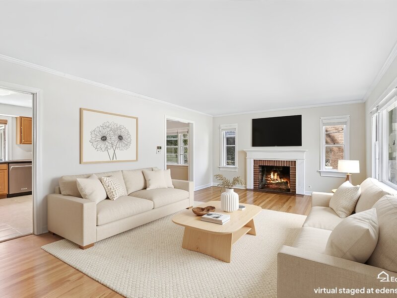 1947 Lake Avenue Wilmette IL 60091