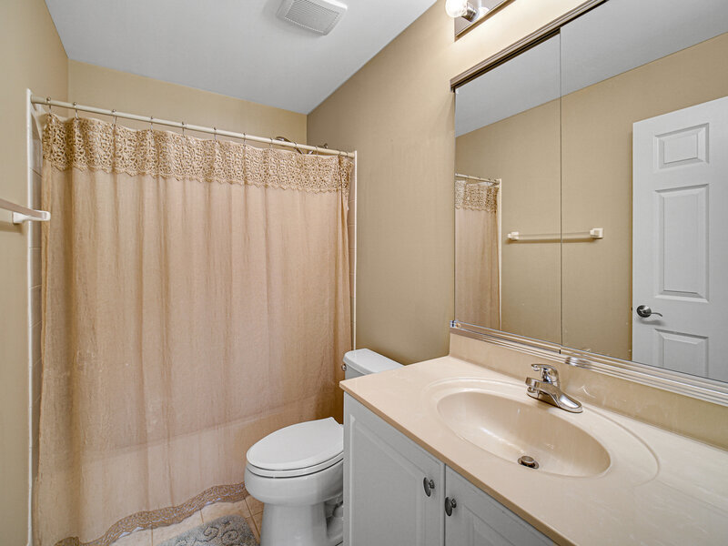 22 Red Tail Drive Hawthorn Woods IL 60047
