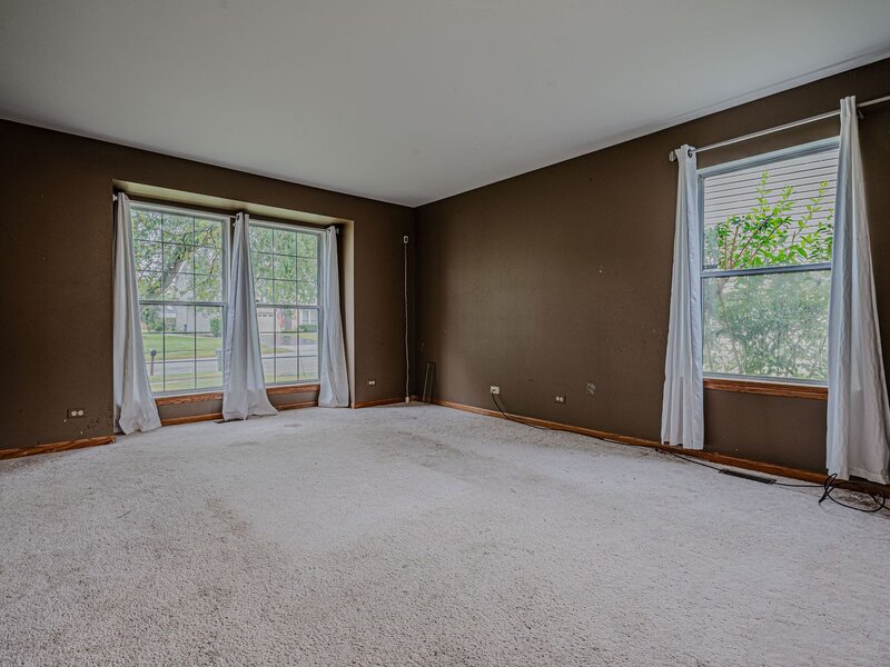 1449 Eliot Trail Elgin IL 60120
