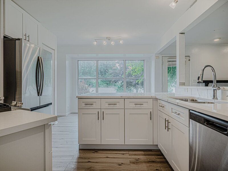 1449 Eliot Trail Elgin IL 60120