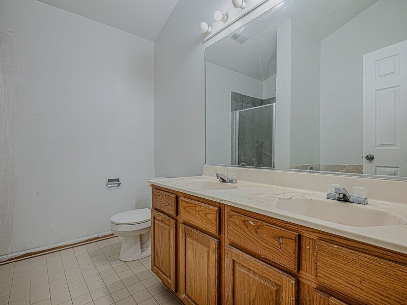 1449 Eliot Trail Elgin IL 60120