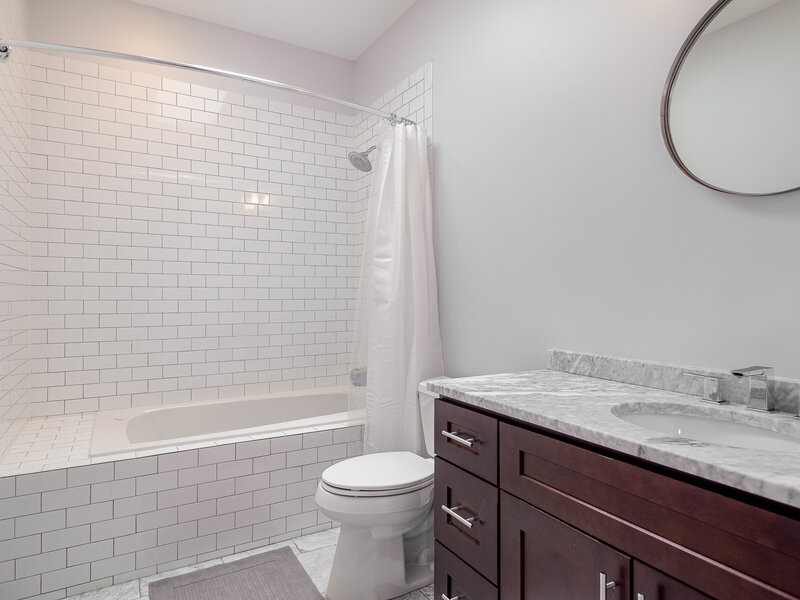 5041 N Normandy Avenue Chicago IL 60656