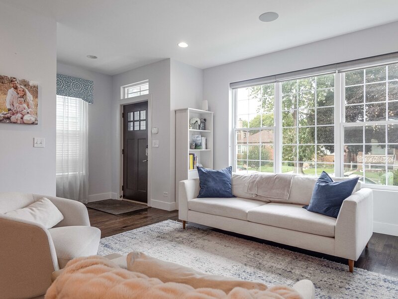 5041 N Normandy Avenue Chicago IL 60656