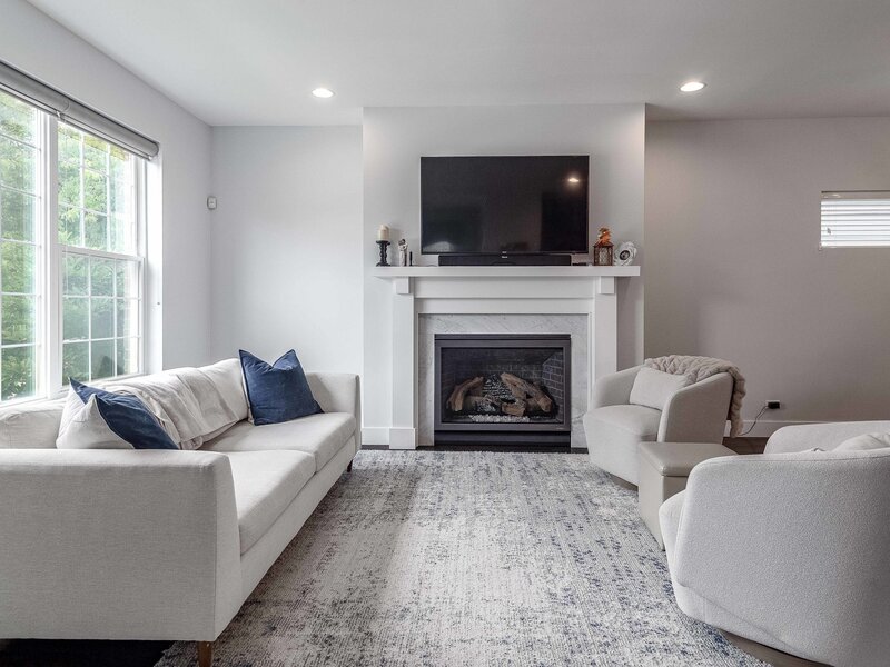 5041 N Normandy Avenue Chicago IL 60656