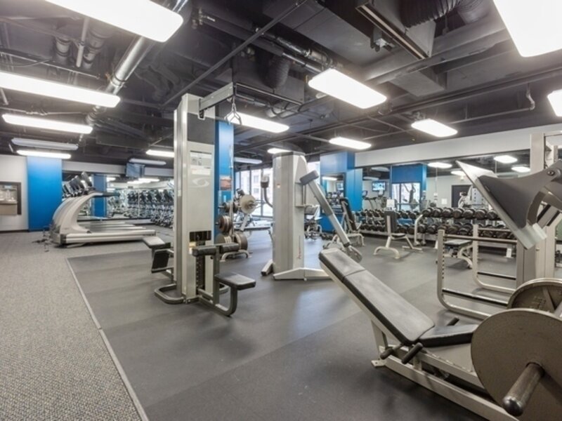 10 E Ontario Street Chicago IL 60611
