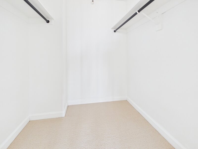 10 E Ontario Street Chicago IL 60611