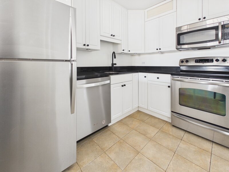 10 E Ontario Street Chicago IL 60611