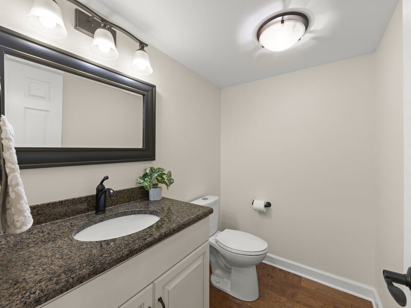1608 Lois Ann Lane Naperville IL 60563