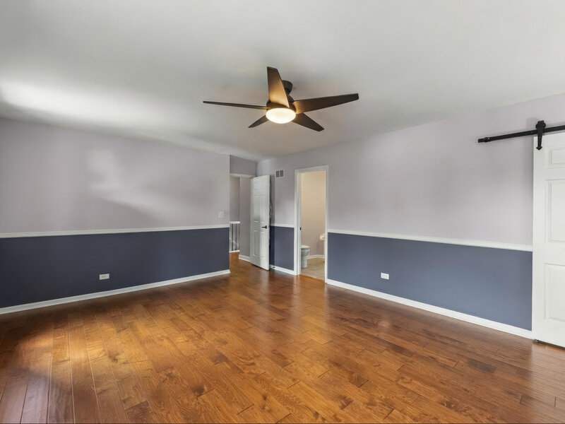 1608 Lois Ann Lane Naperville IL 60563