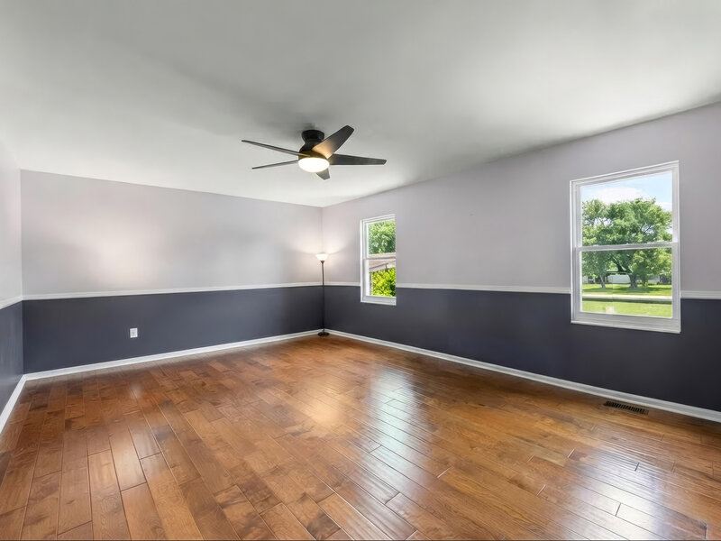 1608 Lois Ann Lane Naperville IL 60563