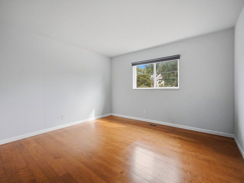 152 Malibu Drive Bolingbrook IL 60440