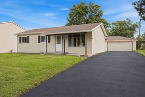 Photo of 152 Malibu Drive Bolingbrook IL 60440