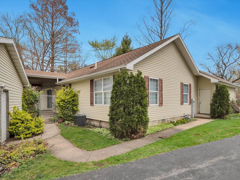 23336 S Kings Road Steger IL 60475