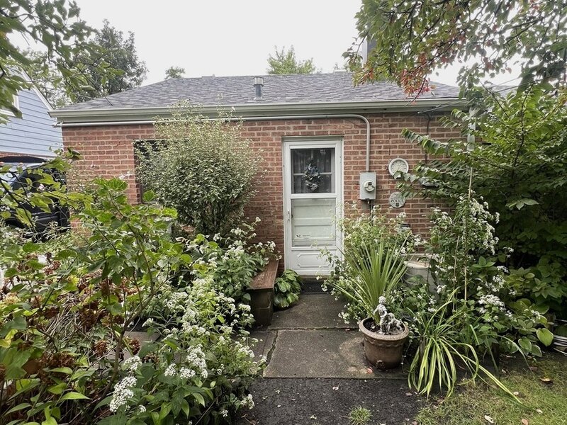 18621 Morris Avenue Homewood IL 60430