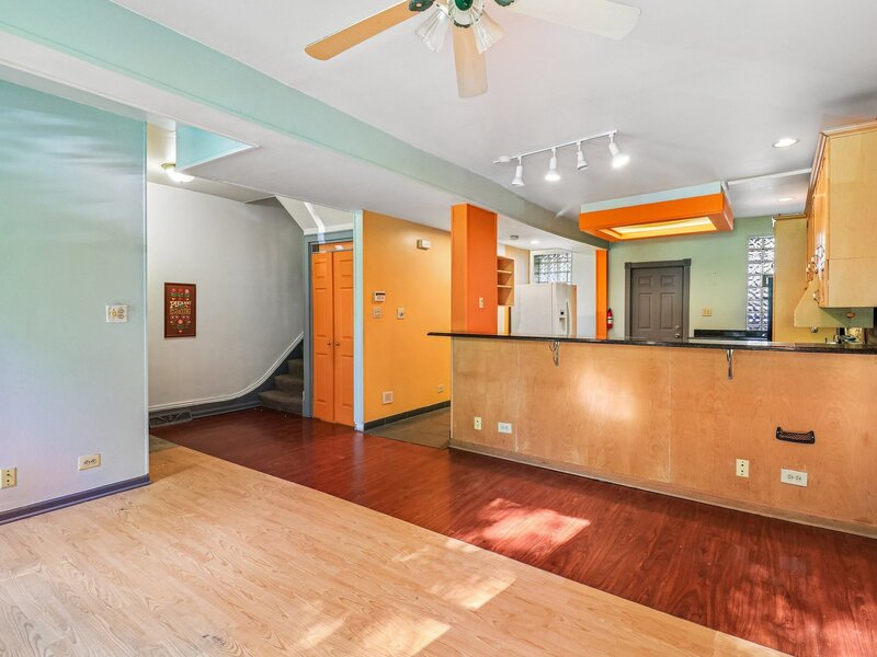10540 S Maryland Avenue Chicago IL 60628