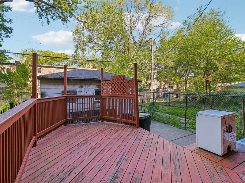 10540 S Maryland Avenue Chicago IL 60628
