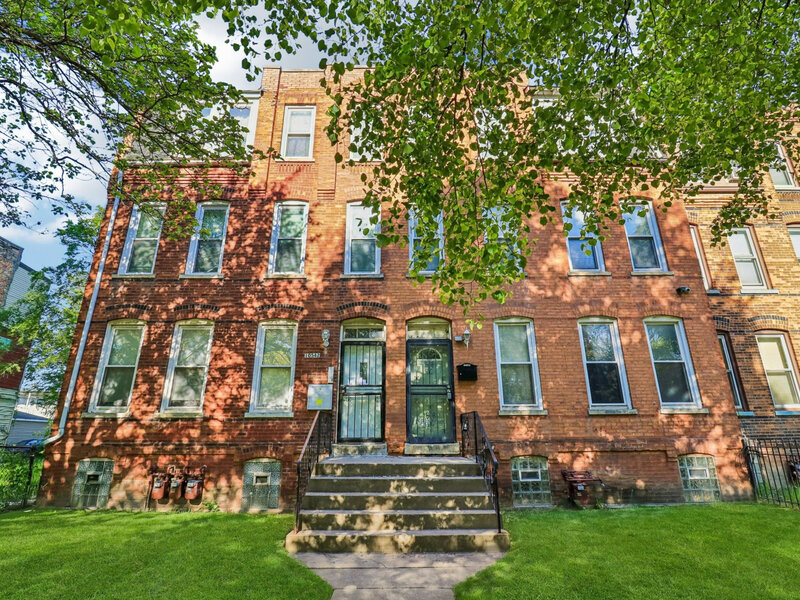 10540 S Maryland Avenue Chicago IL 60628