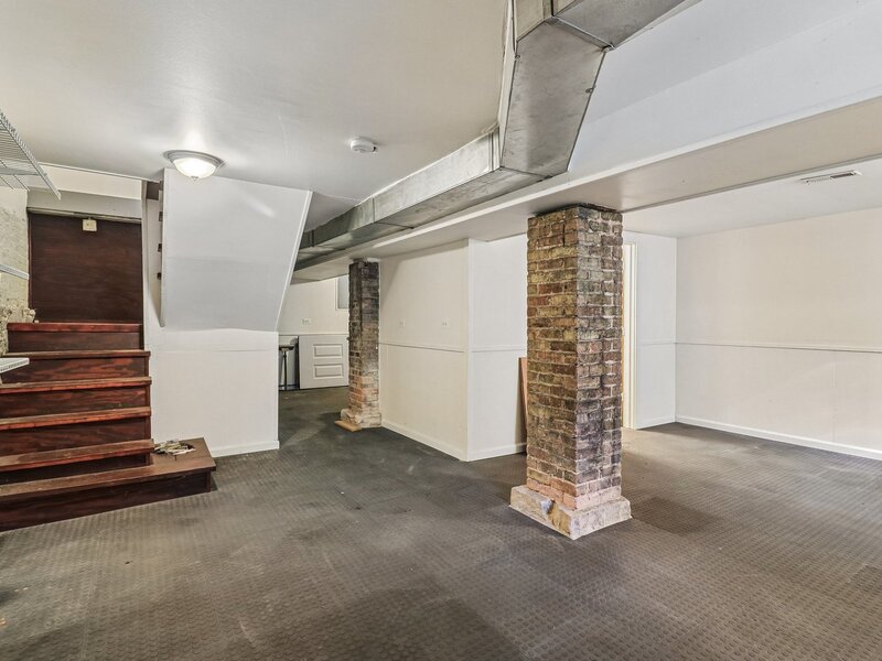 10540 S Maryland Avenue Chicago IL 60628