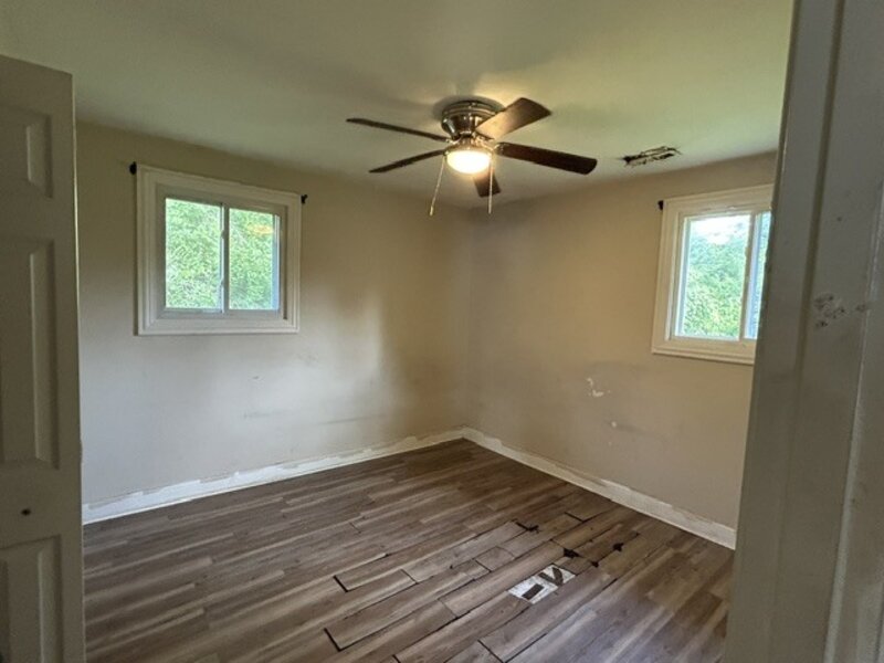 16 Sauk Trail Park Forest IL 60466