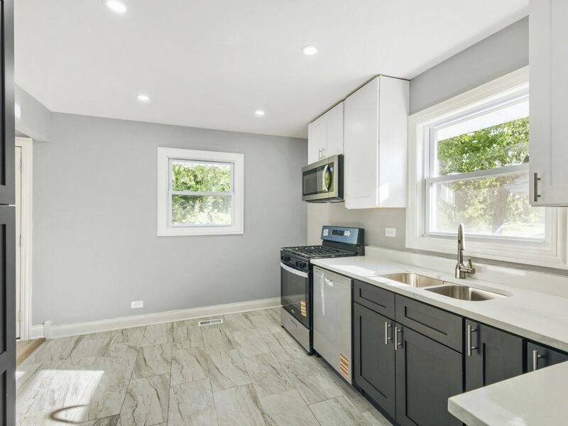 590 W 16th Street Chicago Heights IL 60411