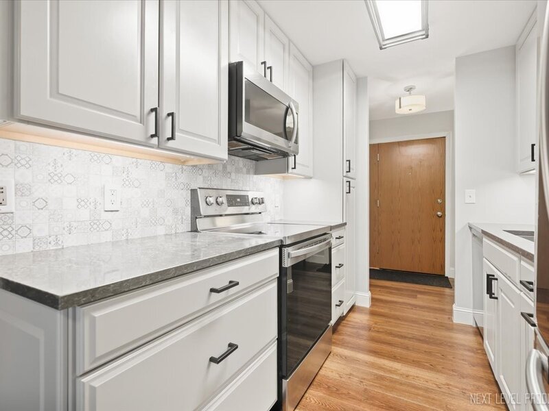 5900 Oakwood Drive Lisle IL 60532