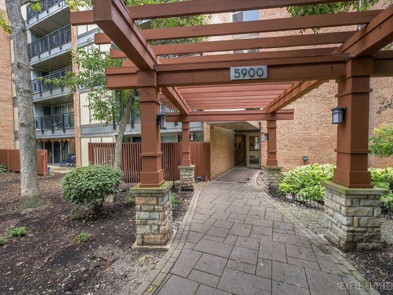 5900 Oakwood Drive Lisle IL 60532