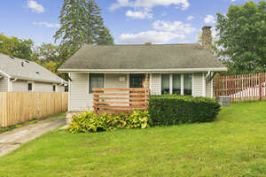 Photo of 5506 E Lake Shore Drive Wonder Lake IL 60097