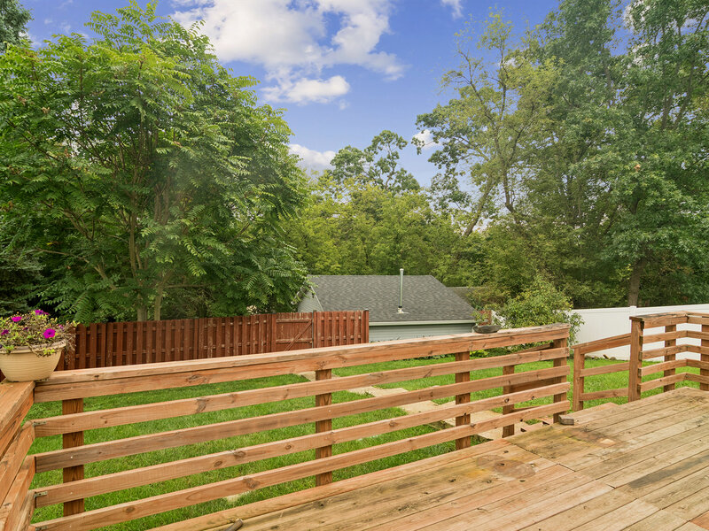 5506 E Lake Shore Drive Wonder Lake IL 60097