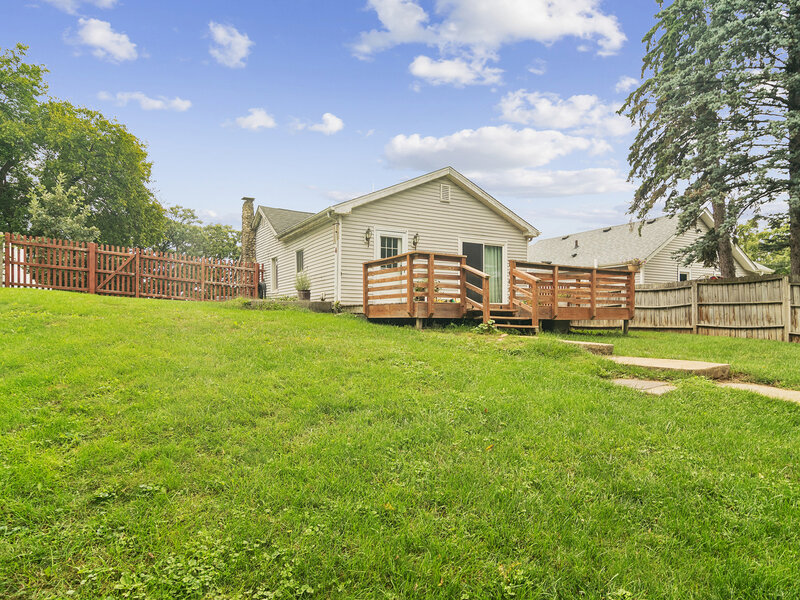 5506 E Lake Shore Drive Wonder Lake IL 60097