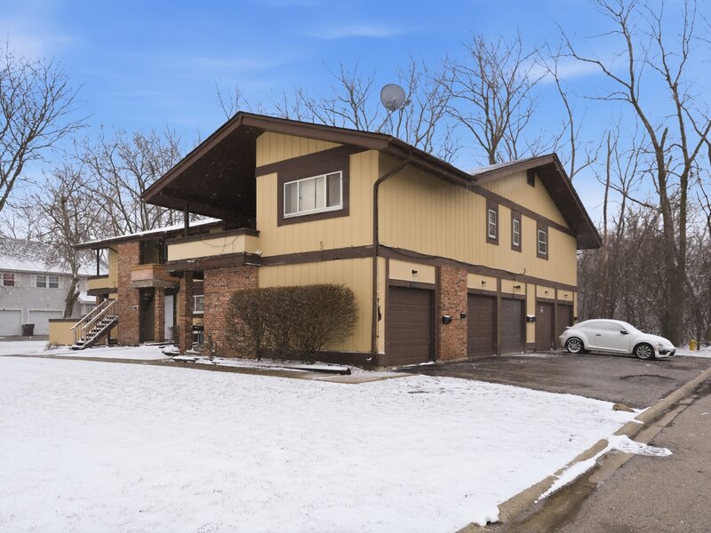 19425 Oak Avenue Country Club Hills IL 60478