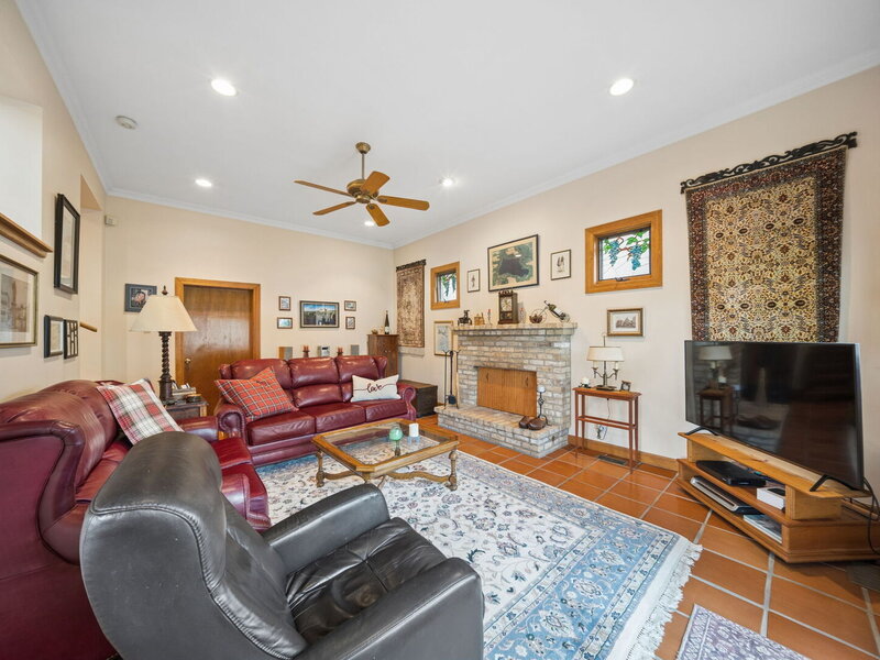 6647 N Crawford Avenue Lincolnwood IL 60712