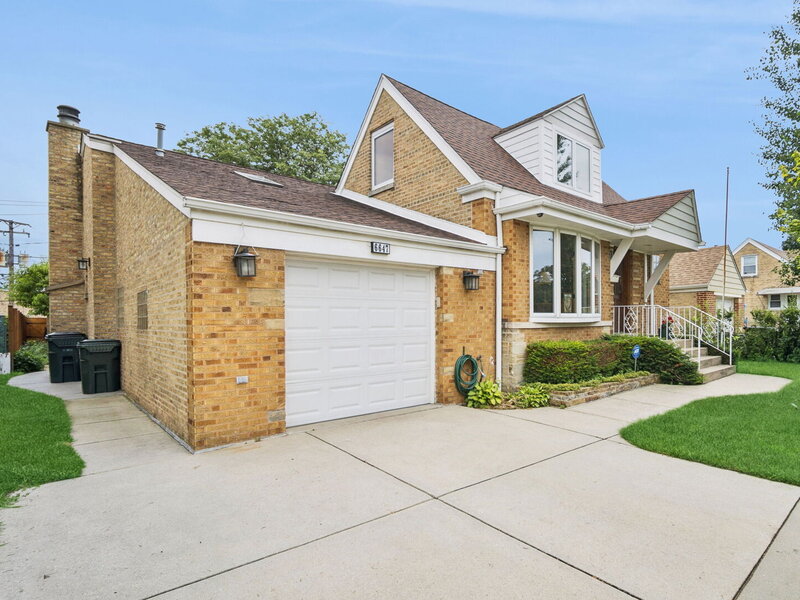 6647 N Crawford Avenue Lincolnwood IL 60712